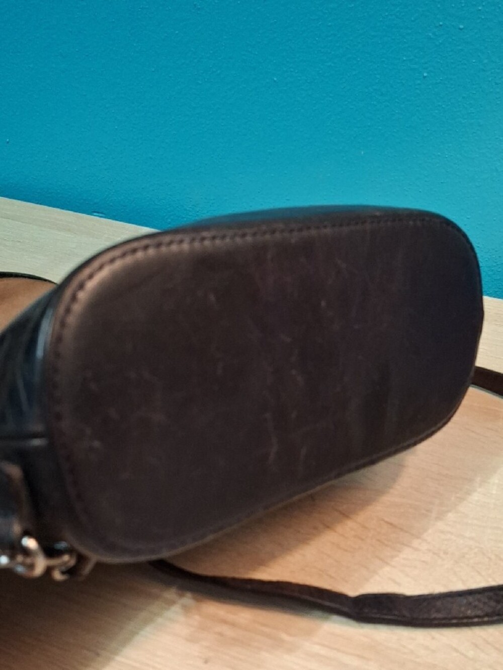 Patricia Nash Bellissimi Distressed Dark Brown Leather Turn-Lock Convertible Bag - Picture 8 of 8
